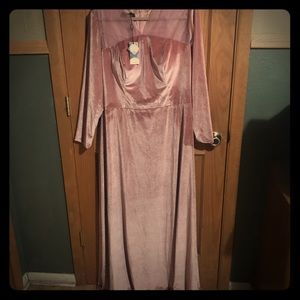 Elegant long velvet gown.